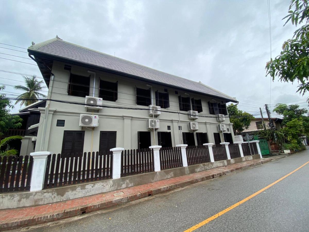 Opera Premier Hotel Luang Prabang Buitenkant foto