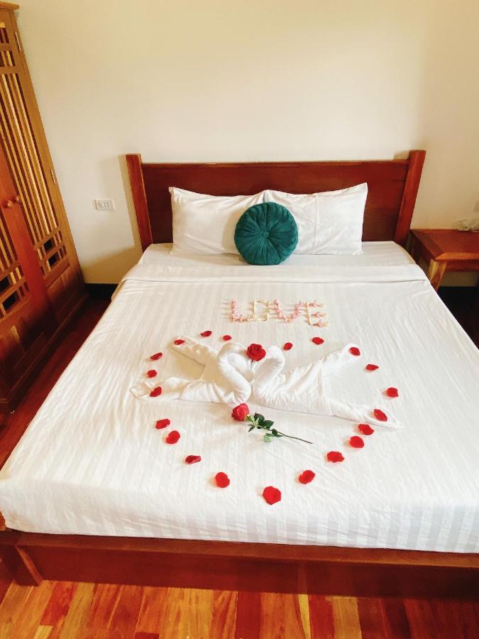 Opera Premier Hotel Luang Prabang Buitenkant foto